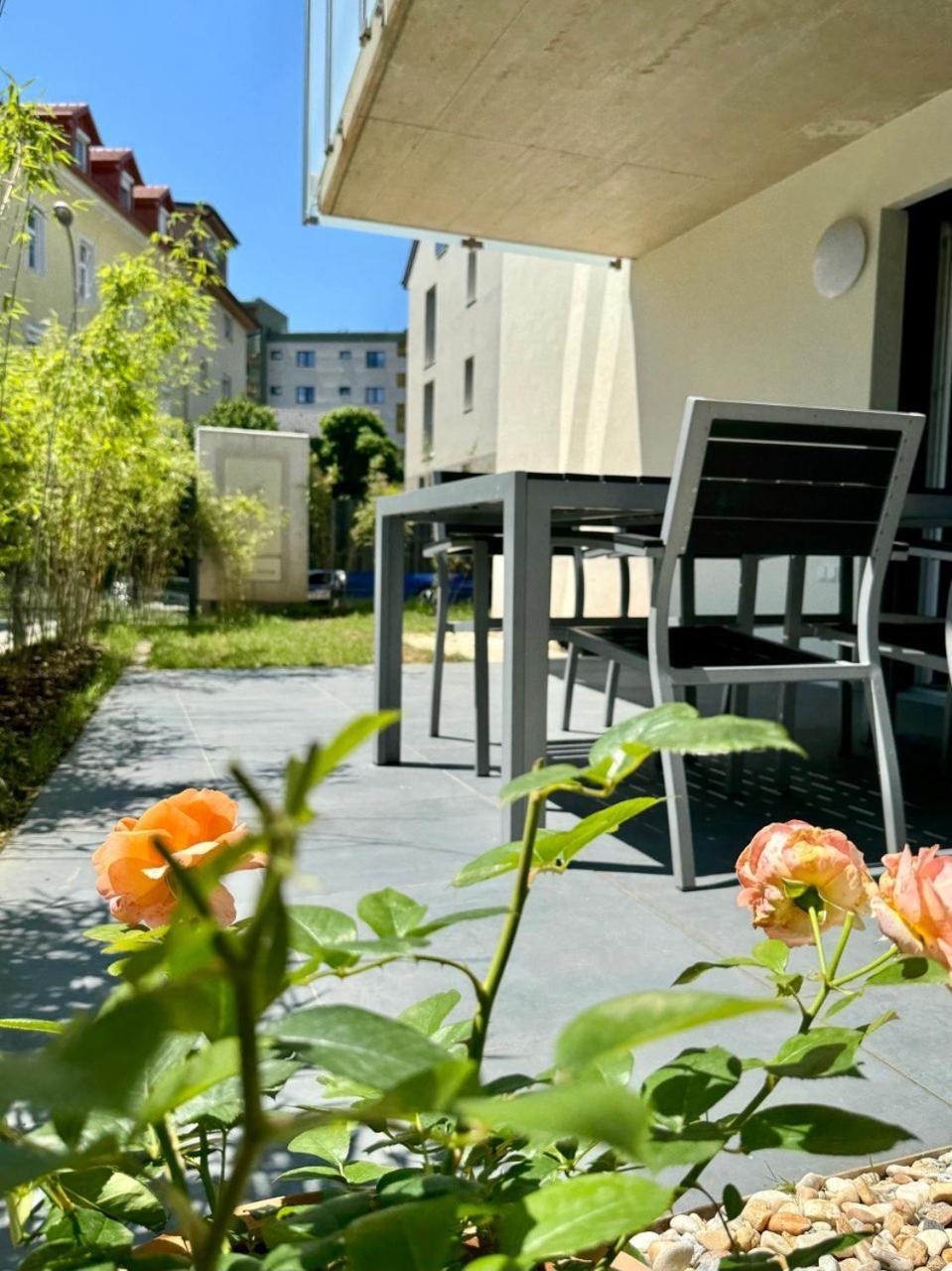 Ferienwohnung Promenade By Bestchoice - Self Check-In With Parking Option Graz Exterior foto